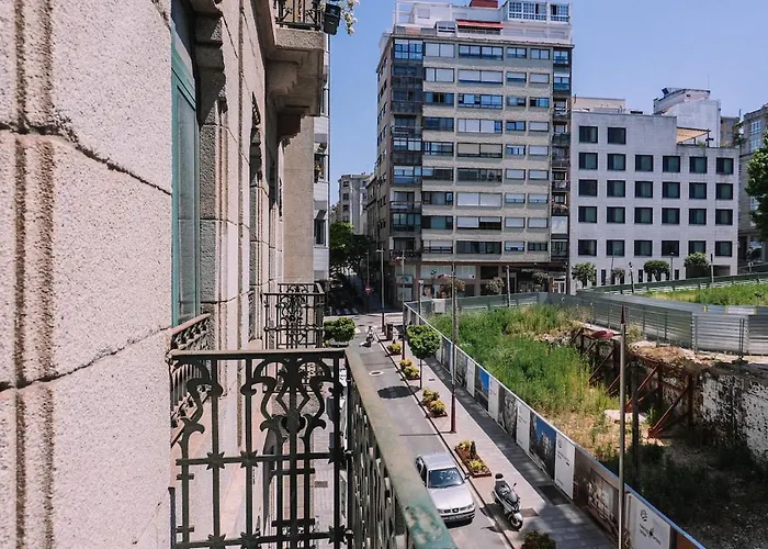 Con Encanto En El Centro De By * Vigo